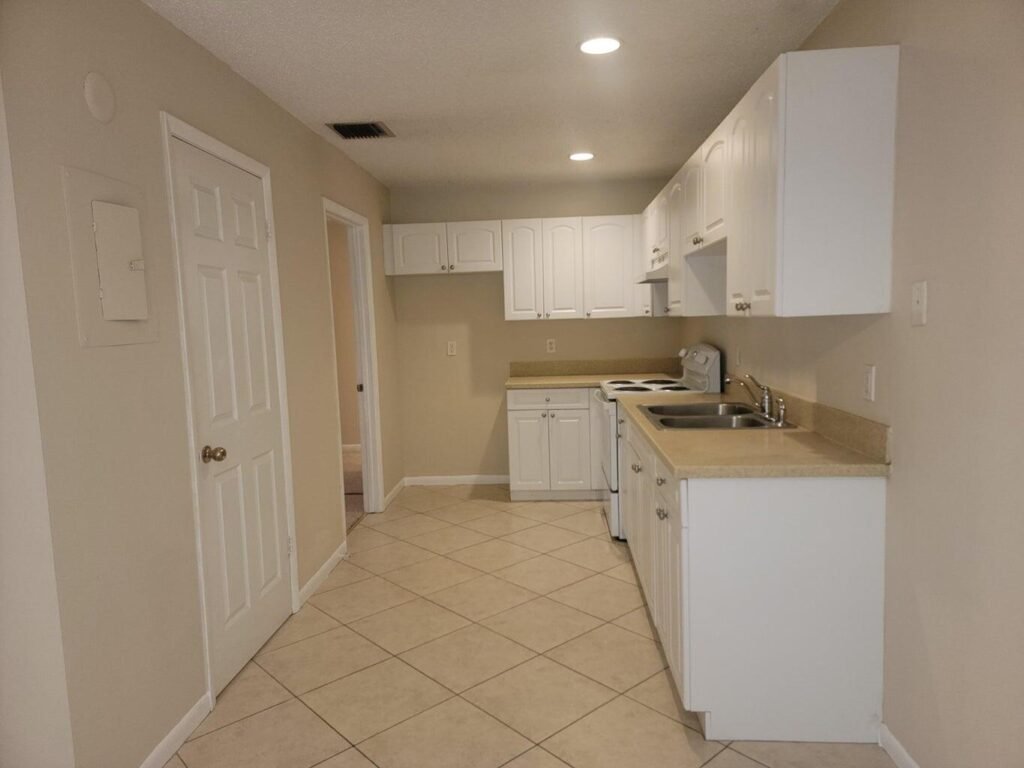 2002 S 10th Street C