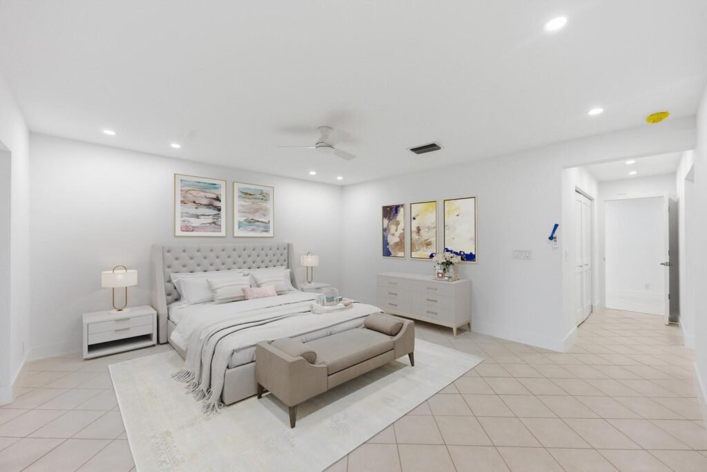 9258 Vista Del Lago A